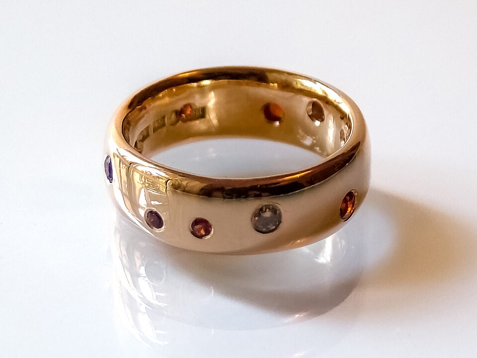 Grenada Garnet Ring